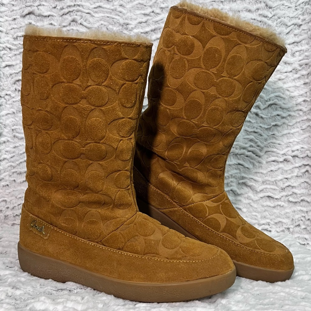 Coach Teri Signature Monogram Suede Sherling lined boots size 8